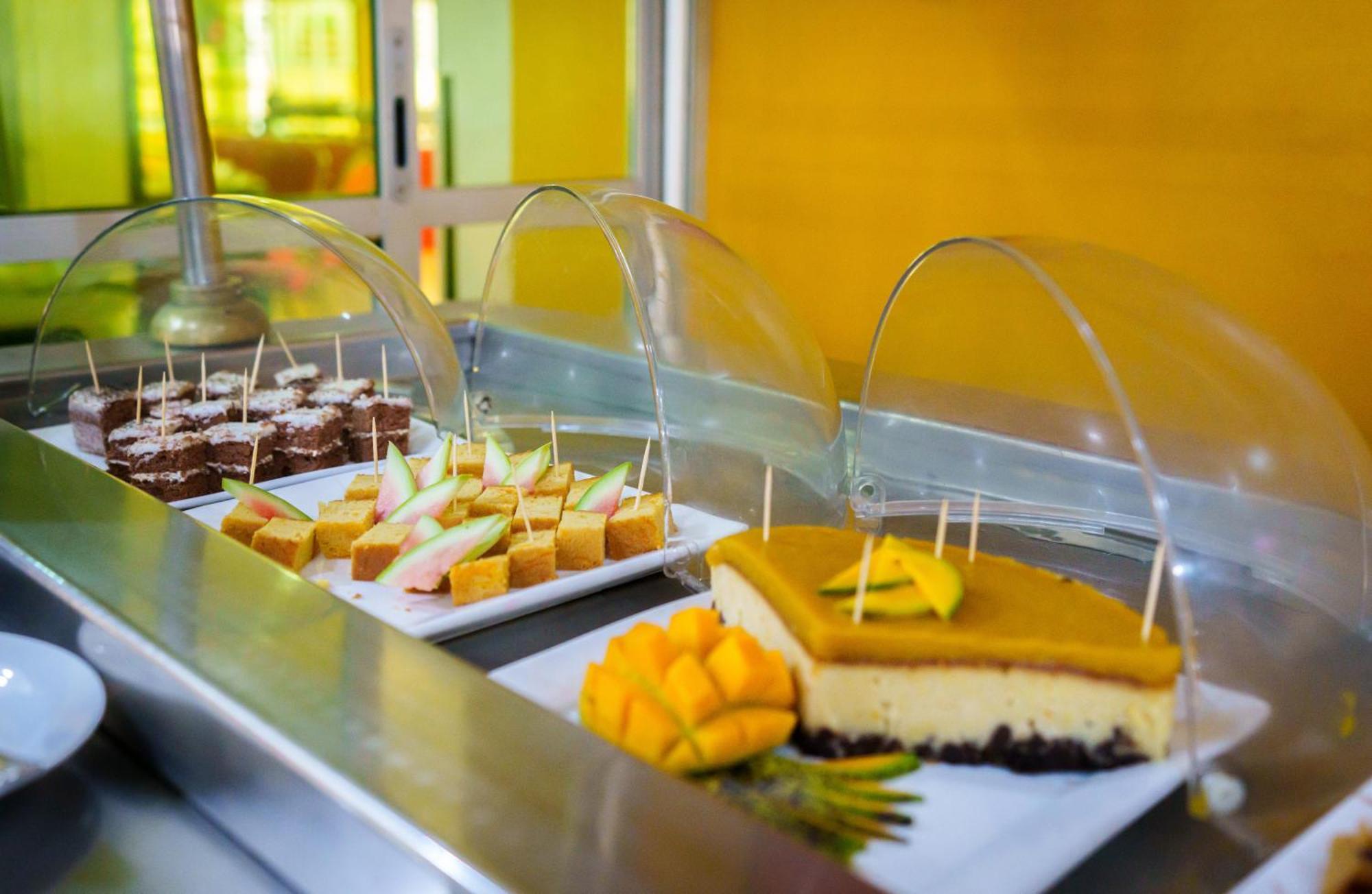 Lemigo Hotel Kigali Bagian luar foto