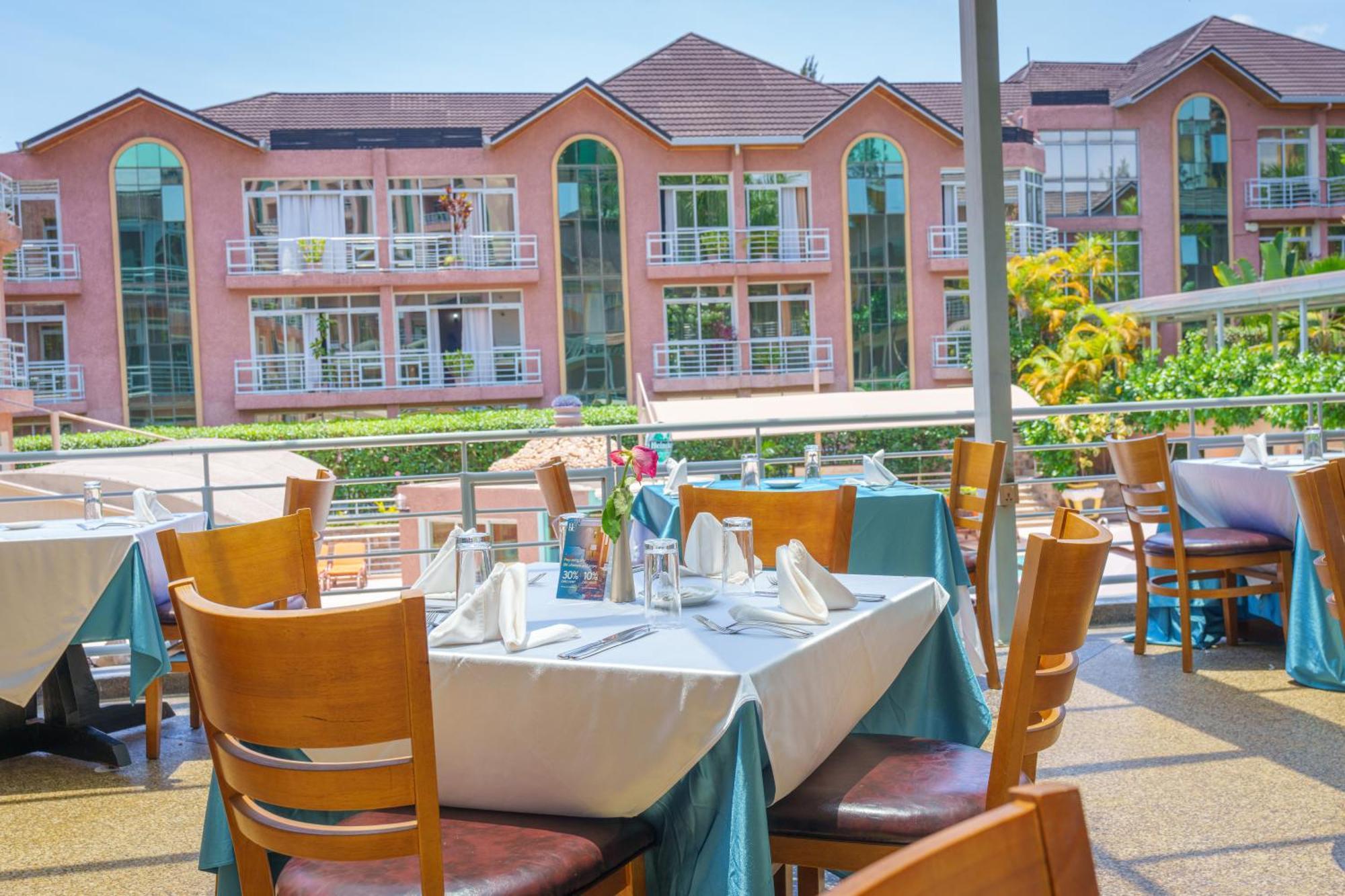 Lemigo Hotel Kigali Bagian luar foto