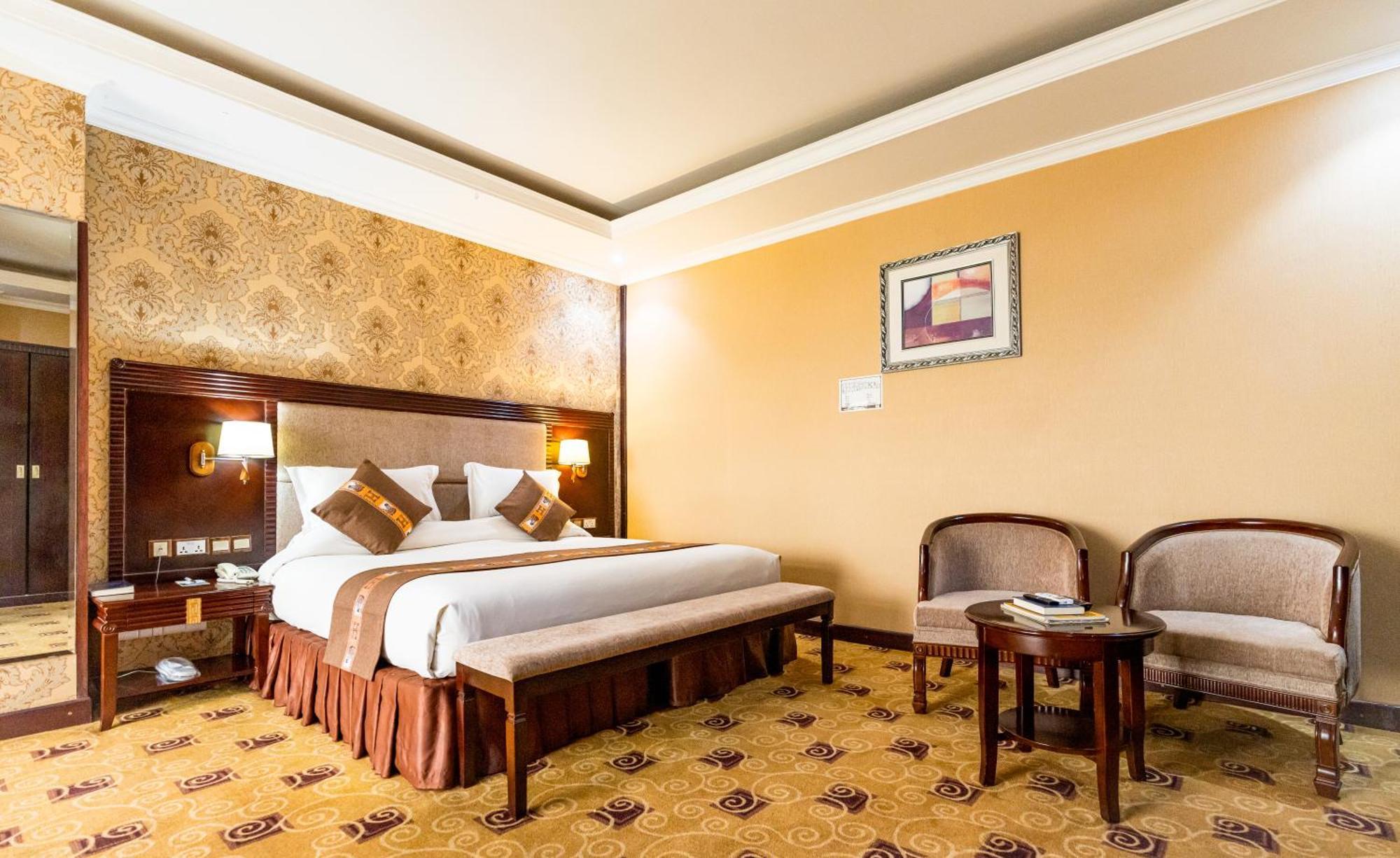 Lemigo Hotel Kigali Bagian luar foto