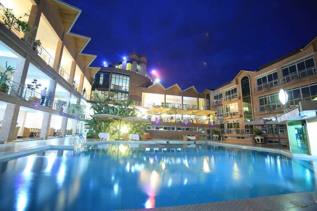 Lemigo Hotel Kigali Bagian luar foto